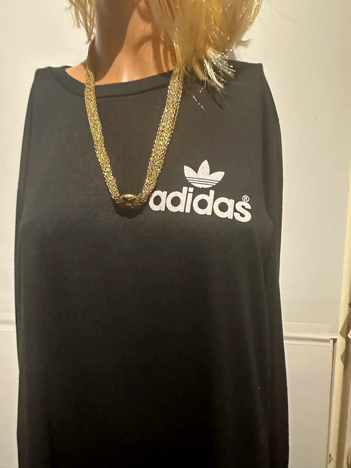 adidas ladies sweatshirt size 10-12 great cond — photo 2