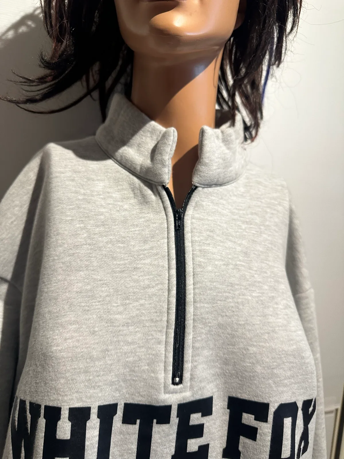 whitefox  ladies grey jumper los angeles 1/4 zip . dize sm / med — photo 5