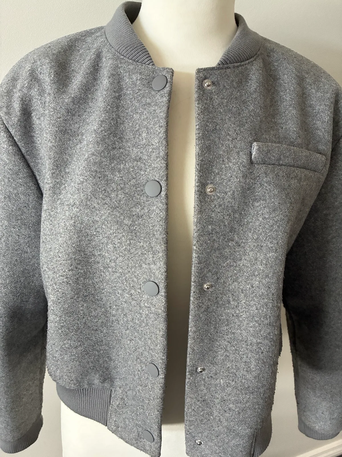 H&M grey cropped Jacket — photo 5