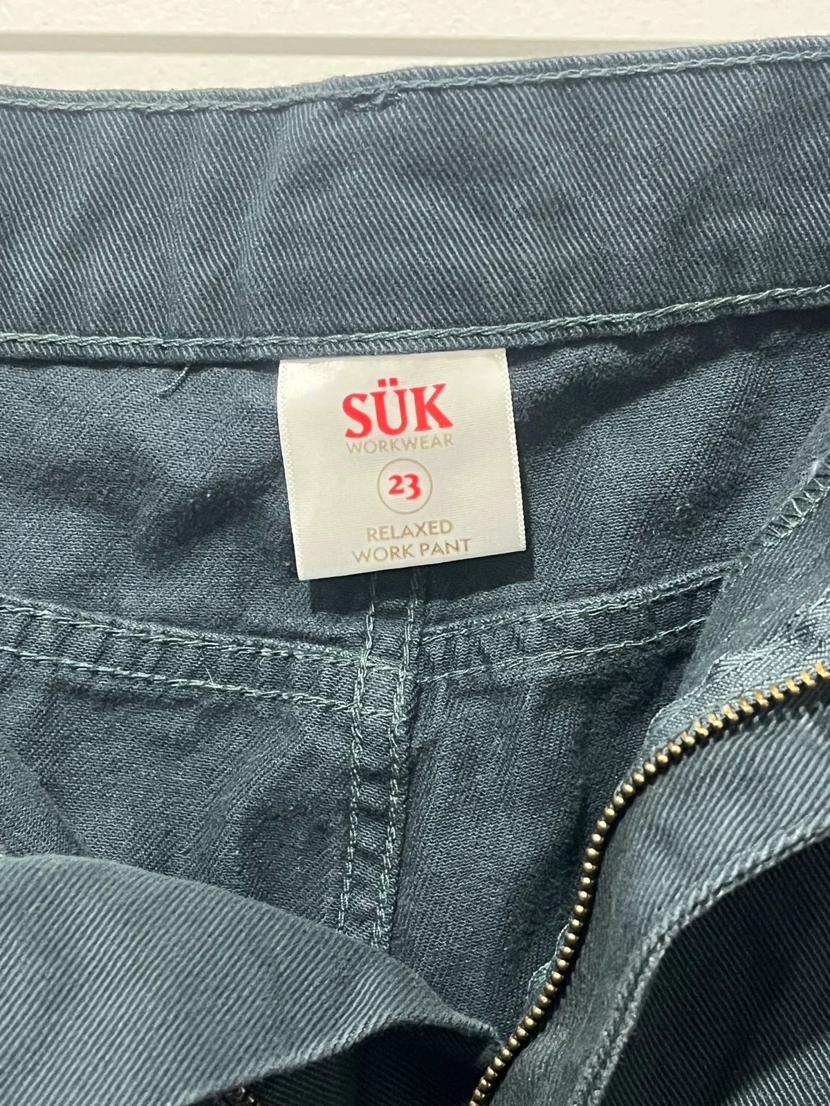 Green Suk Womens Work Pants 23 Excellent Used Condition — photo 3