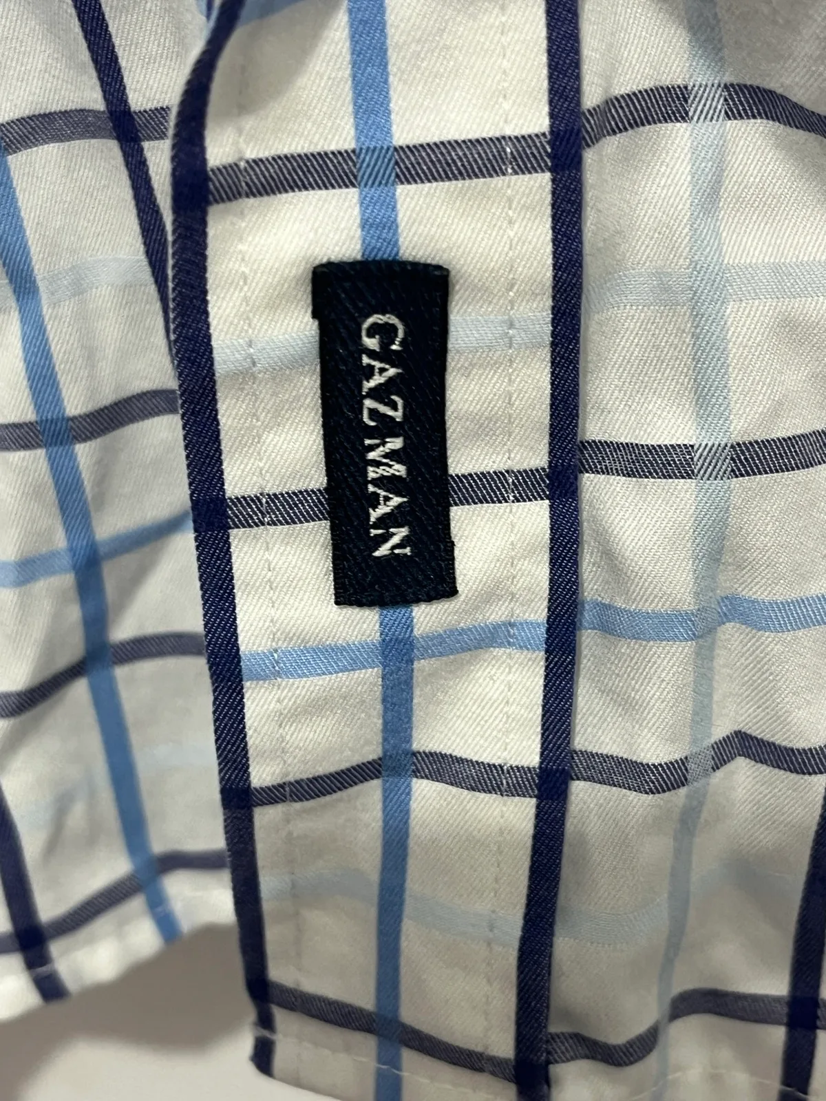 Men’s Gazman Button Up Shirt Size Medium — photo 2