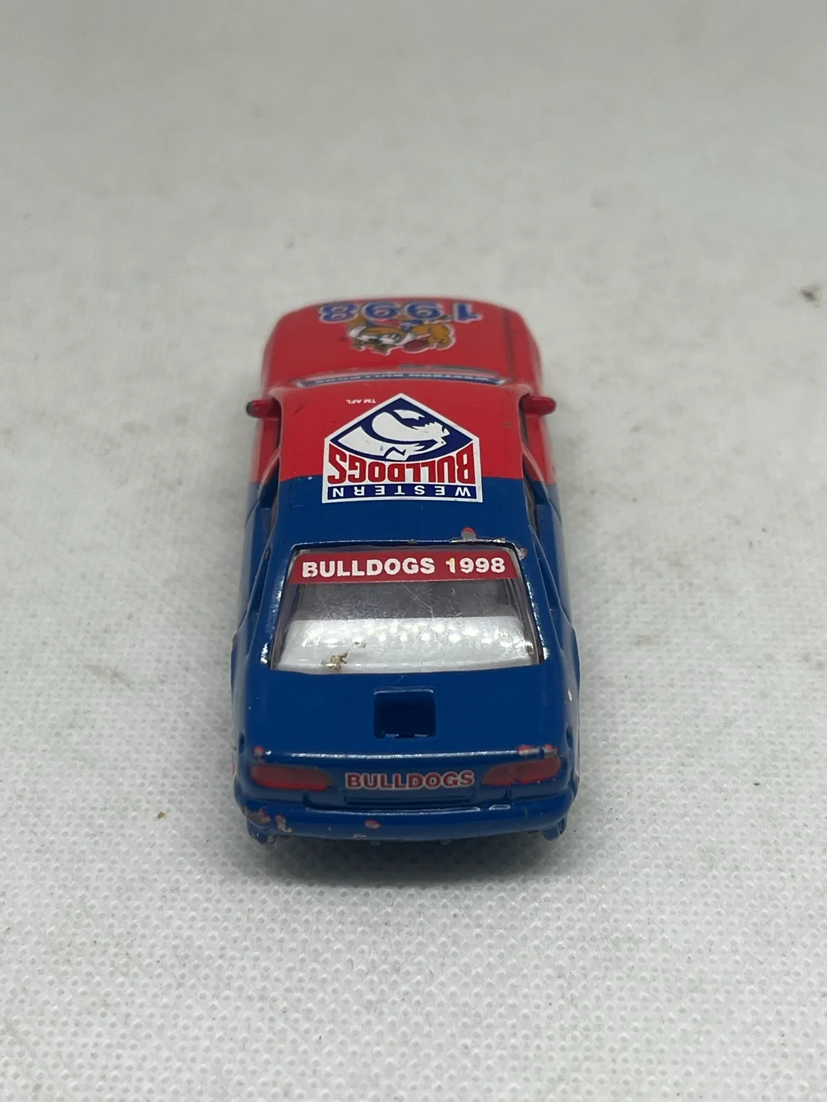 Matchbox Western Bulldogs 1998 Red & Blue Toy Car 1990s AFL Team – photo 3