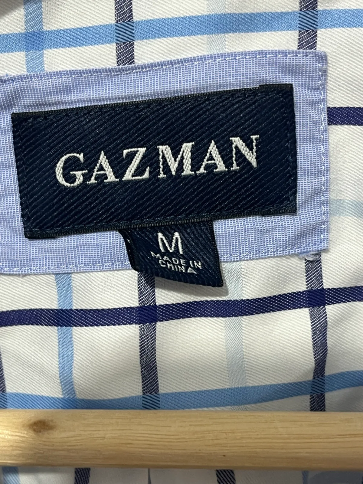 Men’s Gazman Button Up Shirt Size Medium — photo 3