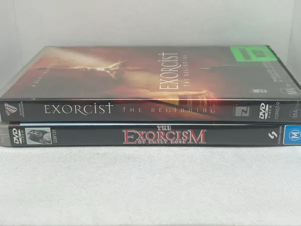 2 x Horror DVD Bundle - Exorcist - Ex Rental - Region 4