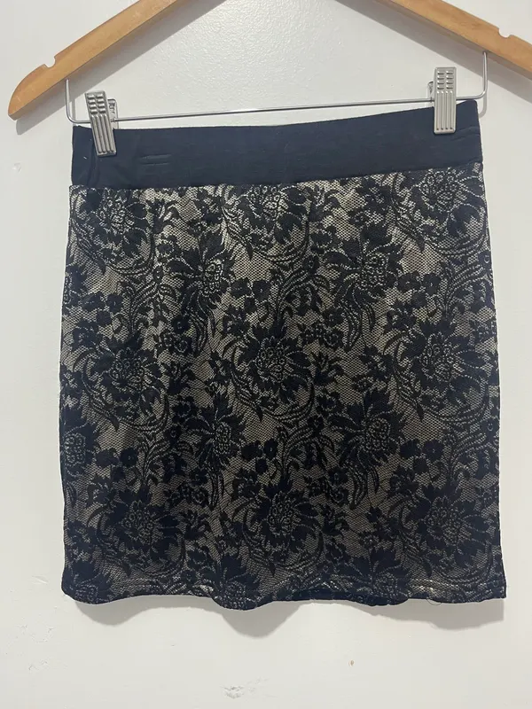 Caroline Morgan Black Beige Floral Lace Stretch Mini Skirt Womens Size 10