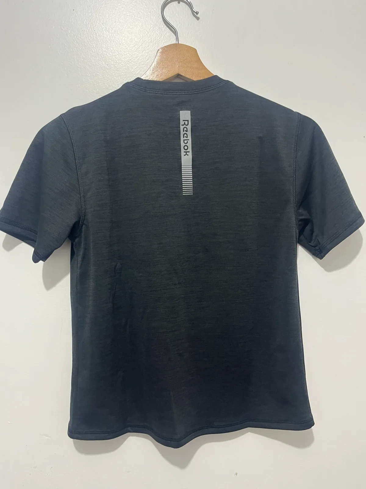 Reebok Black Crew Neck Short Sleeve T-Shirt Chest 73cm 10 - 11 Years – photo 5