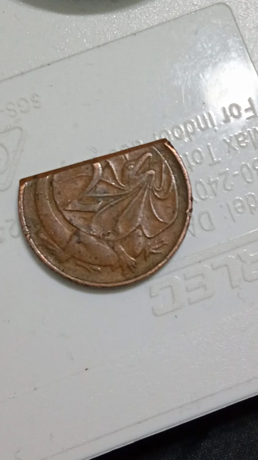 1966 Australia 2 cent's mint error — photo 3