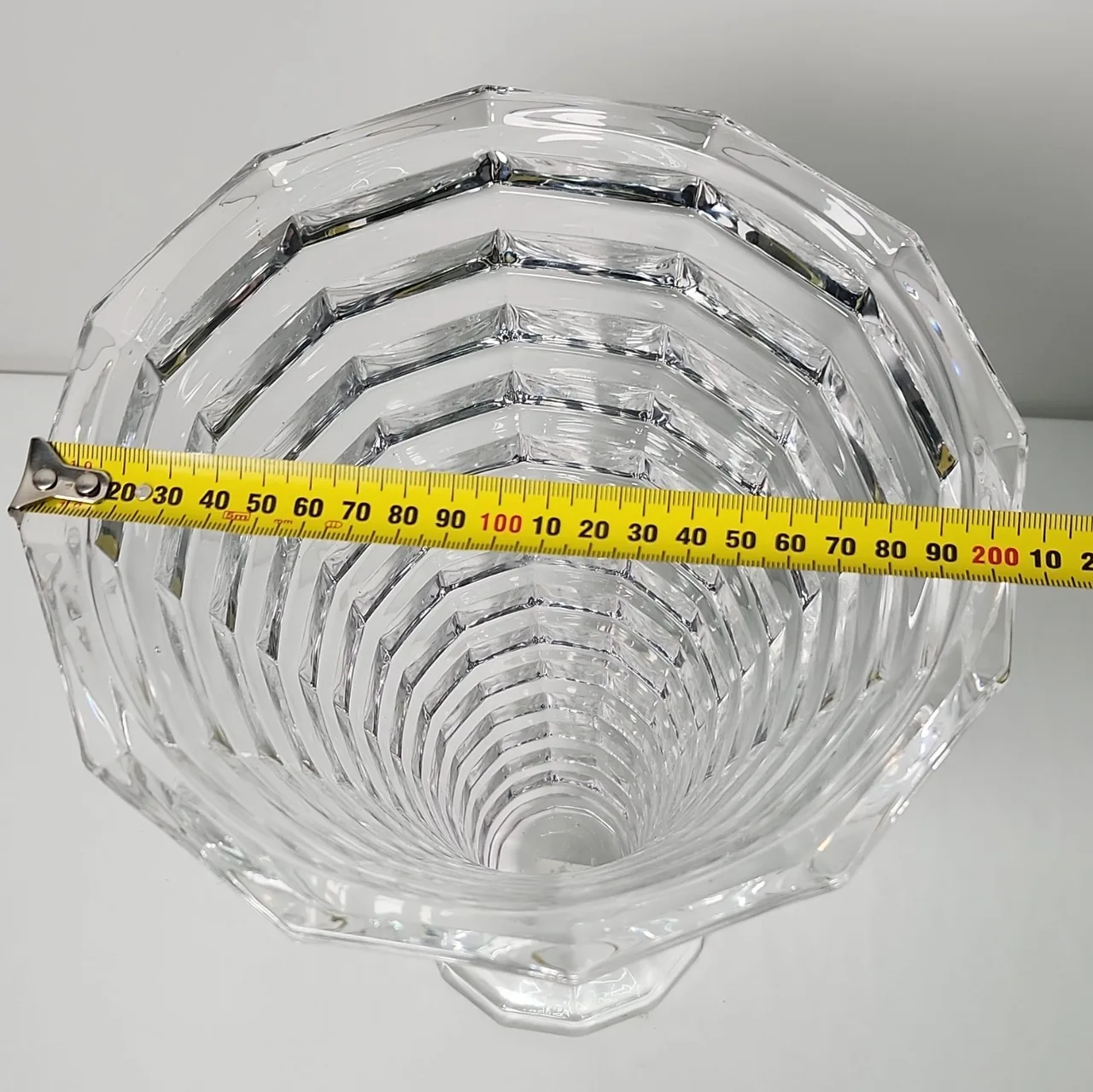 Salt&Pepper Clear Glass Decorative Ribbed Faceted Vase, Lavish 33cm, #10003 — photo 3