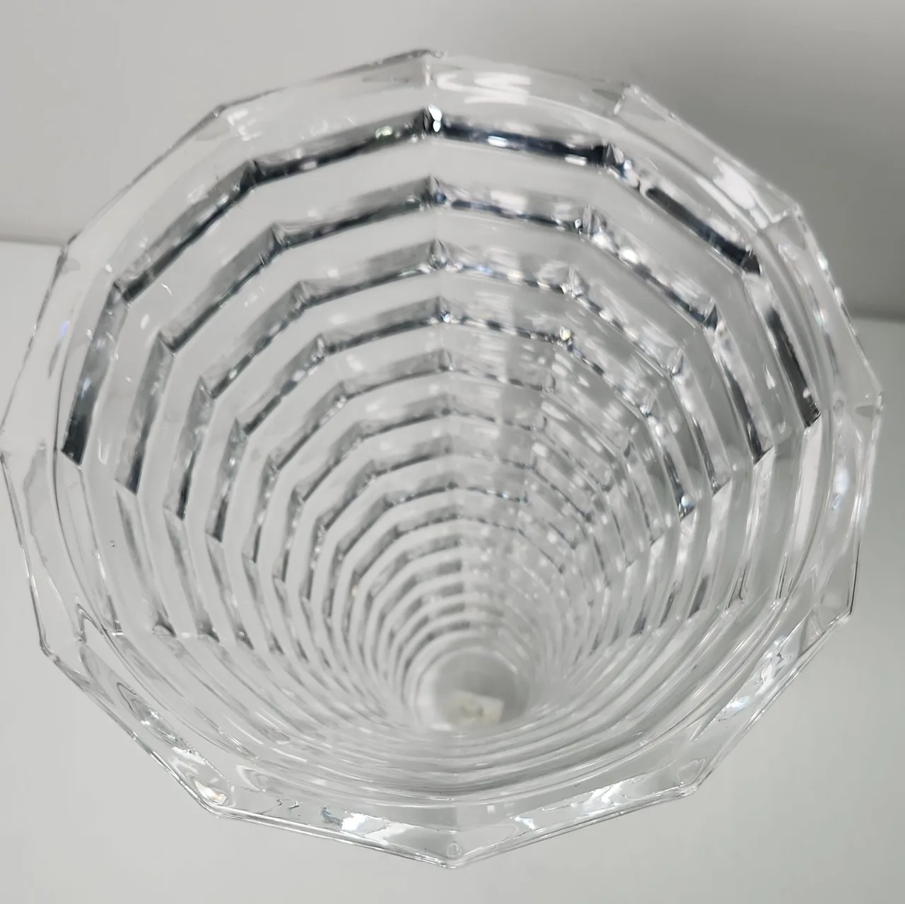Salt&Pepper Clear Glass Decorative Ribbed Faceted Vase, Lavish 33cm, #10003 — photo 2