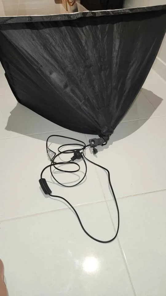 Softbox 50x70cm Collapsible, with 125W Lamp — photo 4