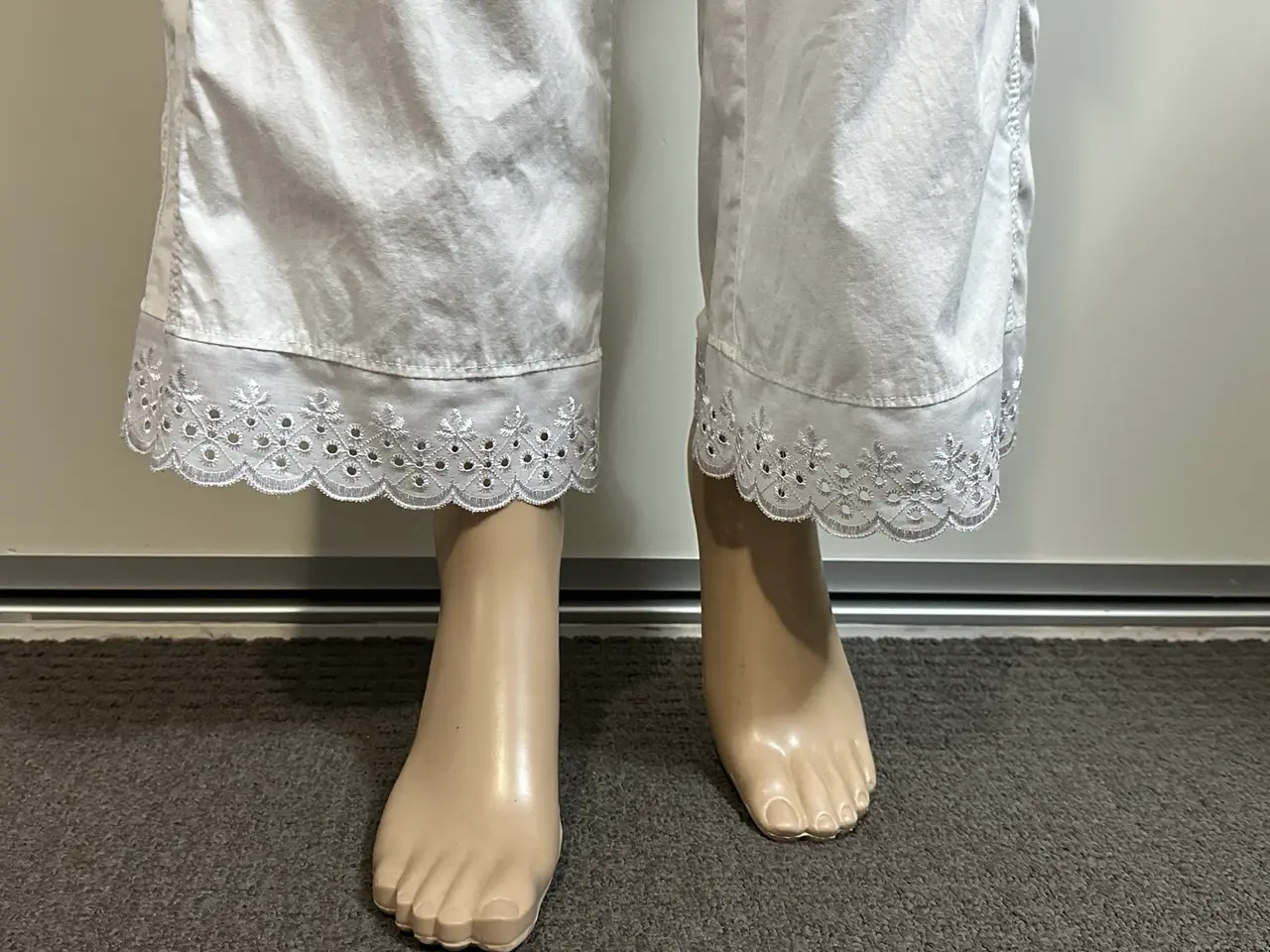 Aus 6-8 H&M Divided White Cargo Cropped Capri Pants With Lace Trim EUR 34 US 2 – photo 6