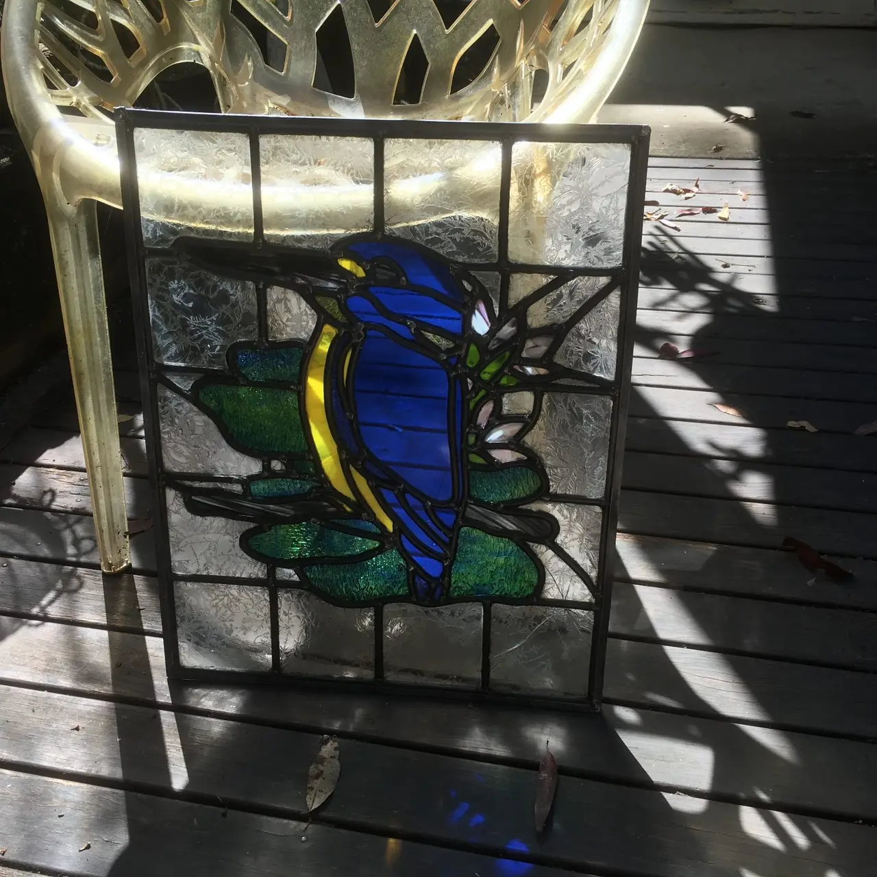 Stained Glass Leadlight Panel of a Kookaburra 520 x 420mm minor damage – photo 7