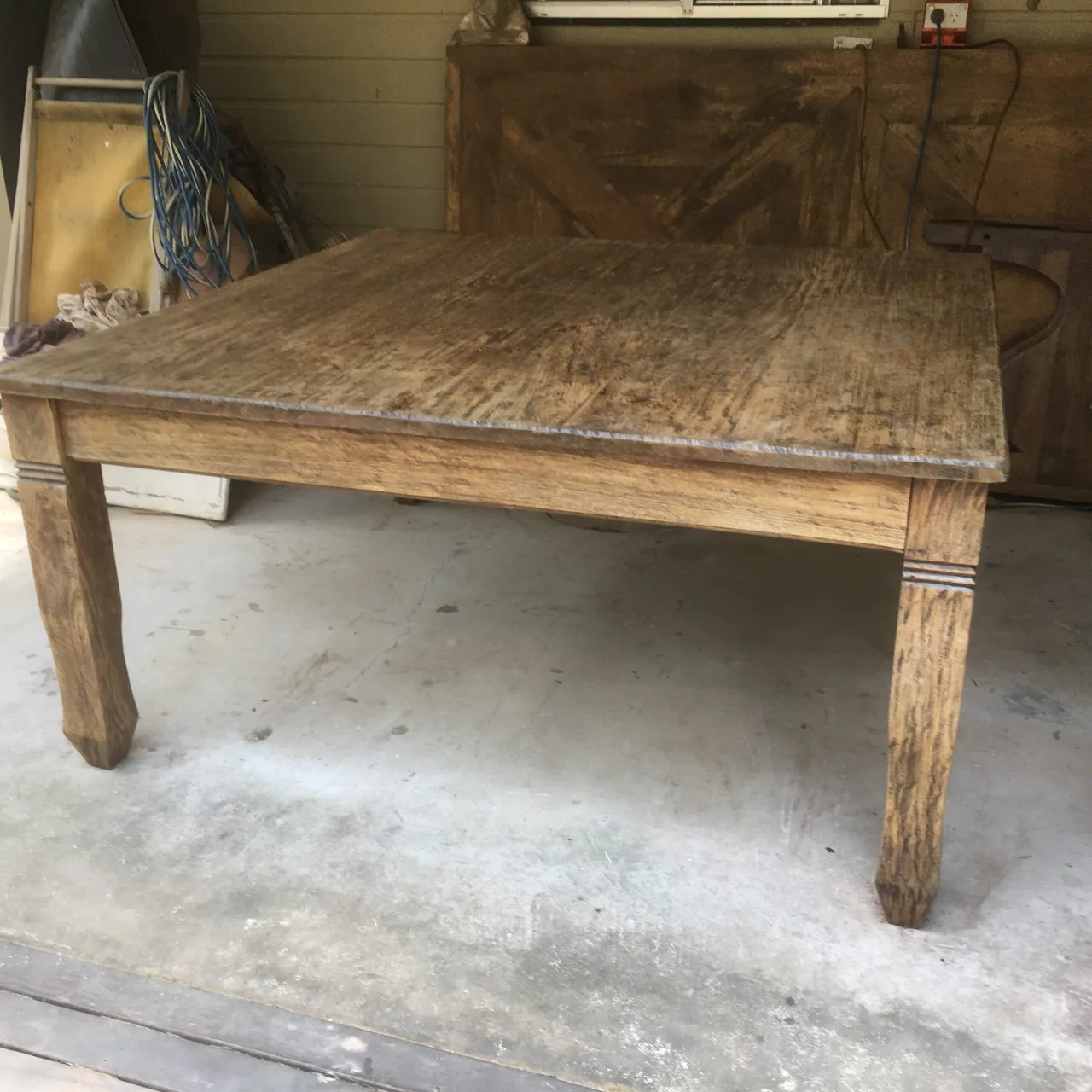 Large ANTIQUE OAK FARMHOUSE TABLE 1600mmx 1600mm – photo 2
