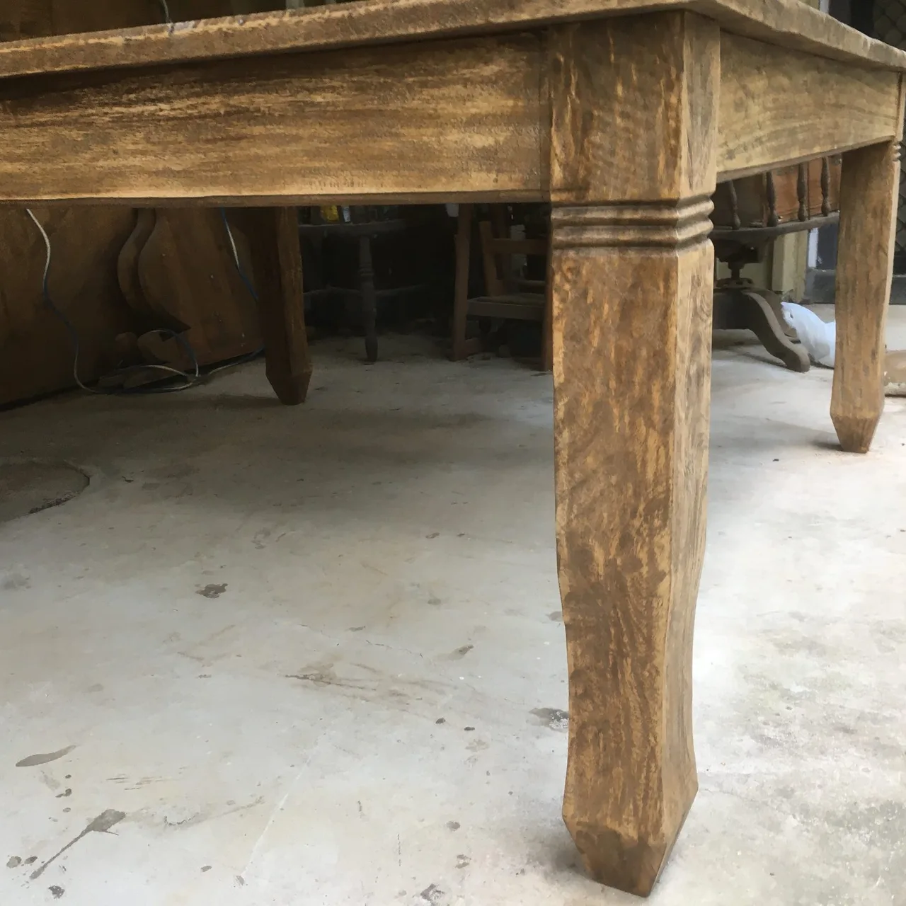 Large ANTIQUE OAK FARMHOUSE TABLE 1600mmx 1600mm – photo 7