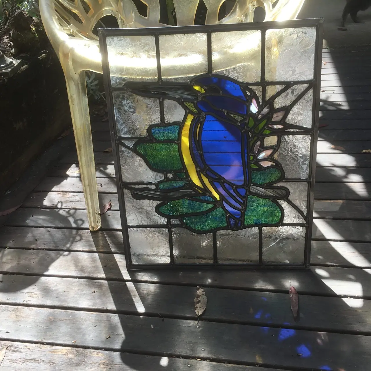 Stained Glass Leadlight Panel of a Kookaburra 520 x 420mm minor damage – photo 2