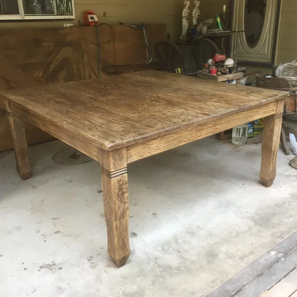 Large ANTIQUE OAK FARMHOUSE TABLE 1600mmx 1600mm