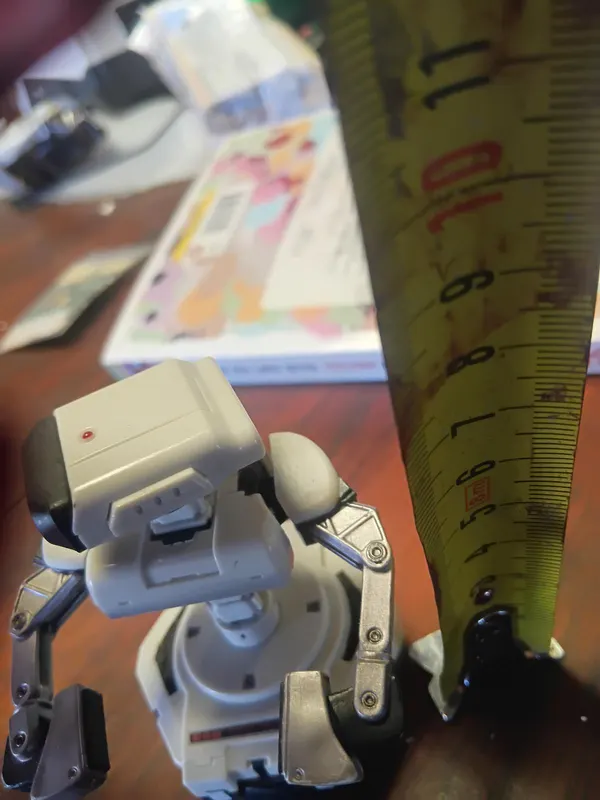 Nintendo R.O.B. (NES Colours) Amiibo – Super Smash Bros.