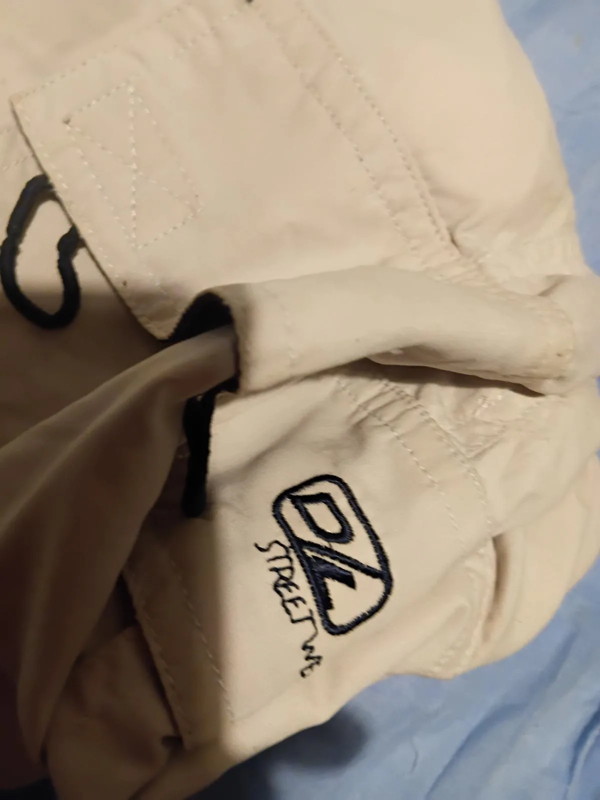 Vintage Nucleus Men’s 3/4 Cargo Shorts Pants – Beige / Tan 
Small 📝 — photo 5