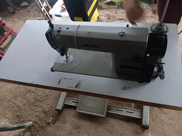 Juki industrial Heavy Duty Sewing Machine DDL 5550