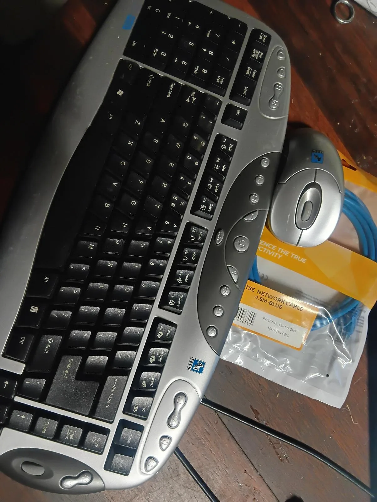 A4Tech Anti-RSI Ergonomic Keyboard & Mouse Combo – photo 2