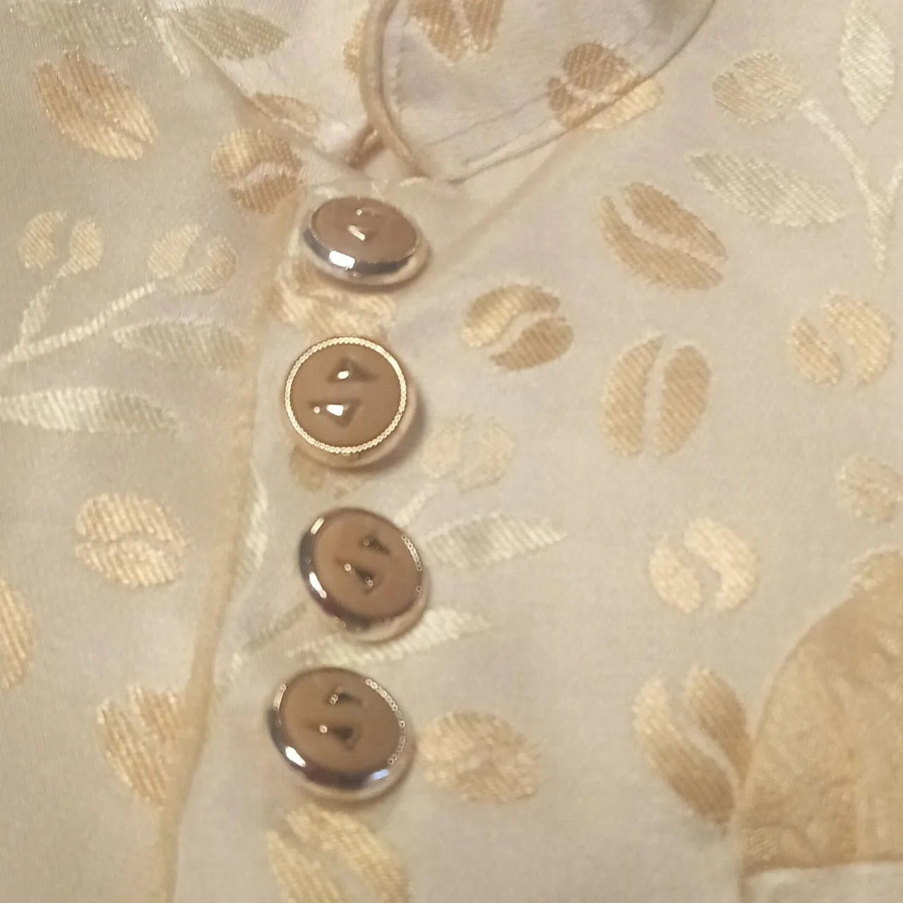Stunning Cream Indo-Western Jodhpuri / Prince Coat Jacket 
7yo – photo 6