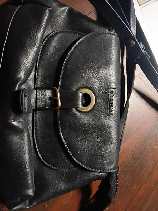 Pineland Australian Leather Bag