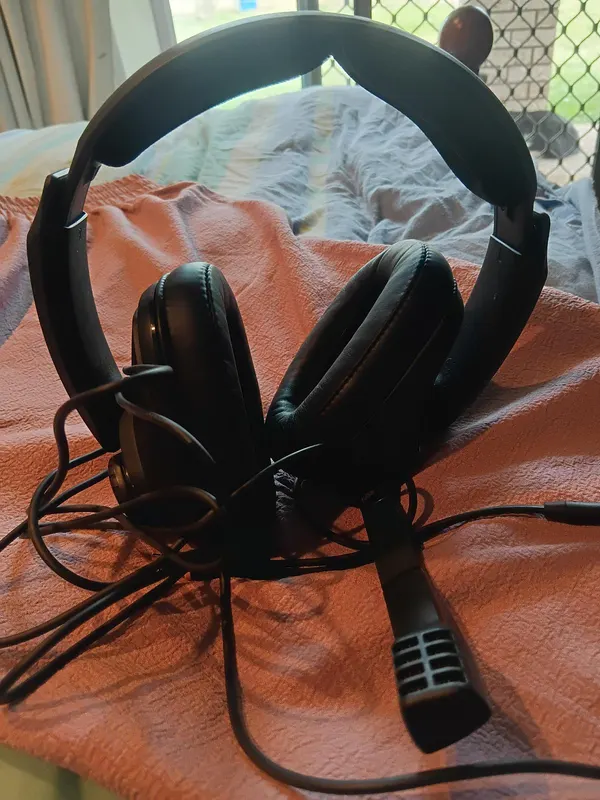 EPOS Seinheiser GSP 302 Closed Acoustic  Gaming Headset