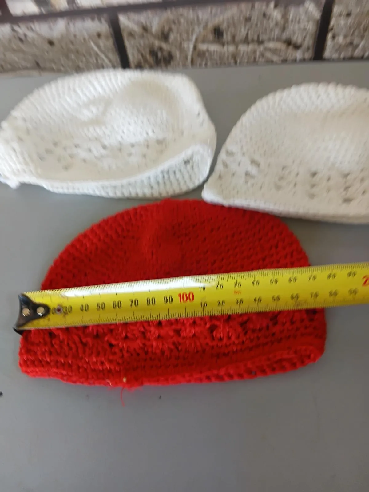 Handmade Baby Woolen Crocheted  x 3 Beanies Newborn – photo 2