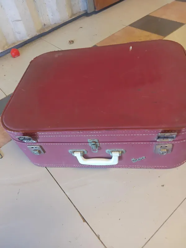 Vintage Mid-Century Burgundy Red Suitcase – Retro Travel Prop & Storage