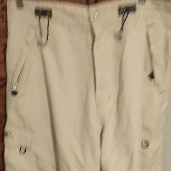 Vintage Nucleus Men’s 3/4 Cargo Shorts Pants – Beige / Tan 
Small 📝