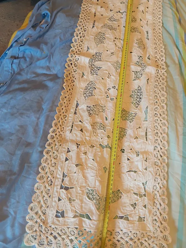 Vintage Hand-Embroidered Richelieu Cutwork Table Runner (approx. 100cm)