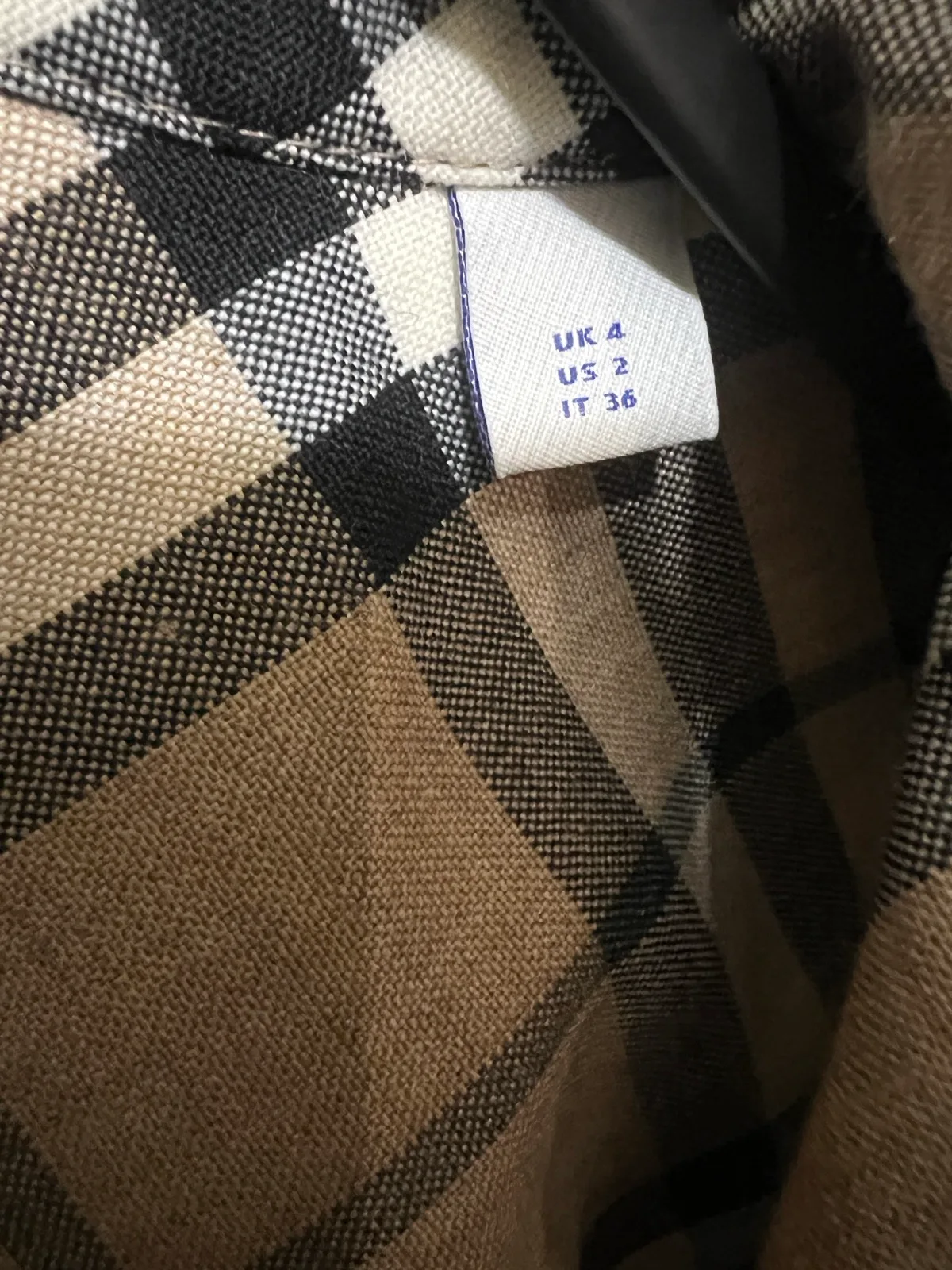 Authentic Burberry check coach size UK4 – photo 4