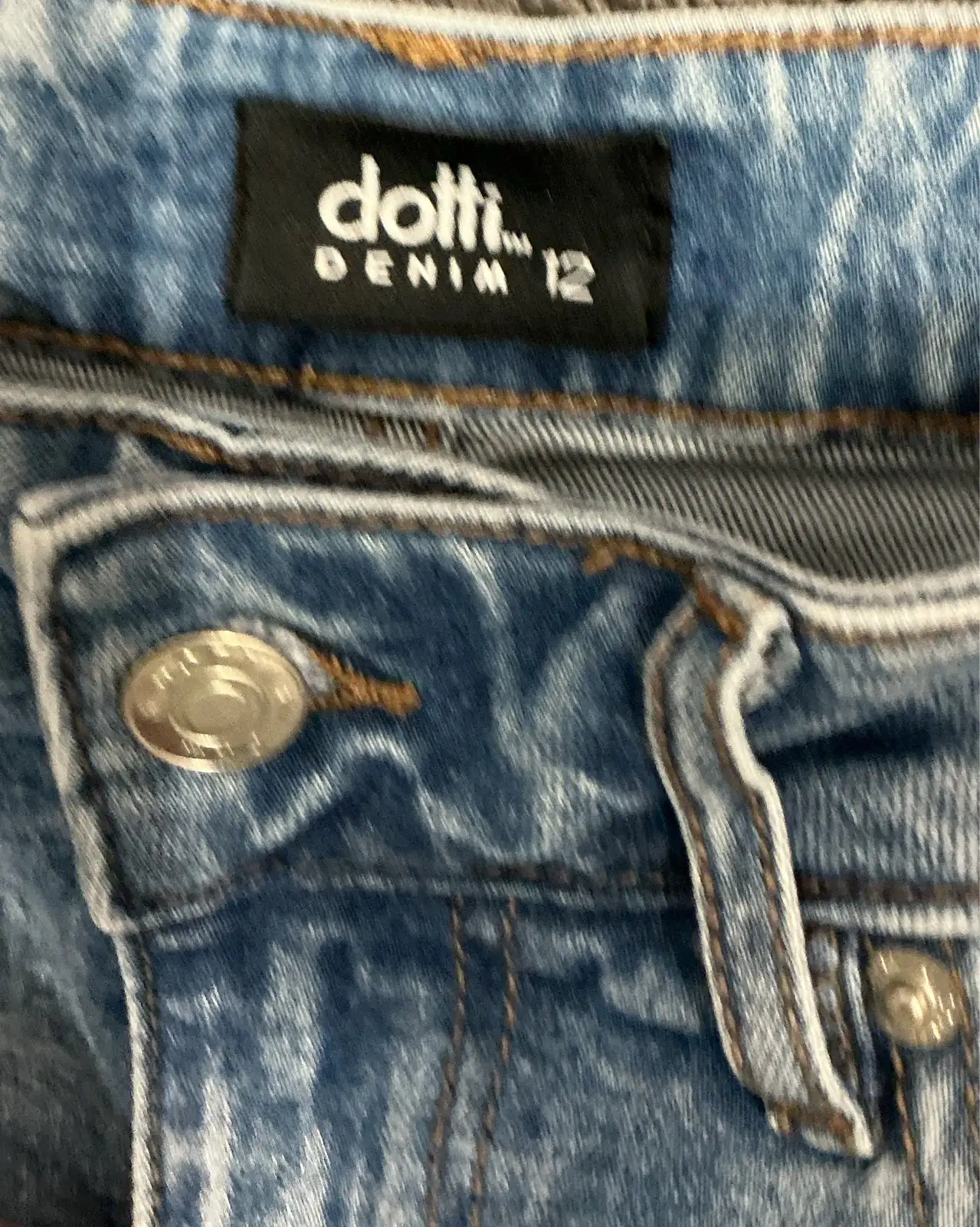 Women’s Dotti denim shorts – photo 2