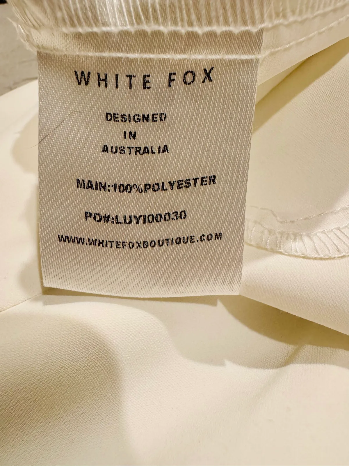White Fox Women's pants White Straight Leg Elastic Waist 2 pockets Size S — photo 3
