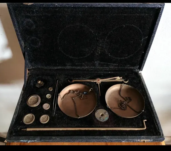 Vintage Brass Balance Scale Complete Working velvet case Apothecary Jewellery
