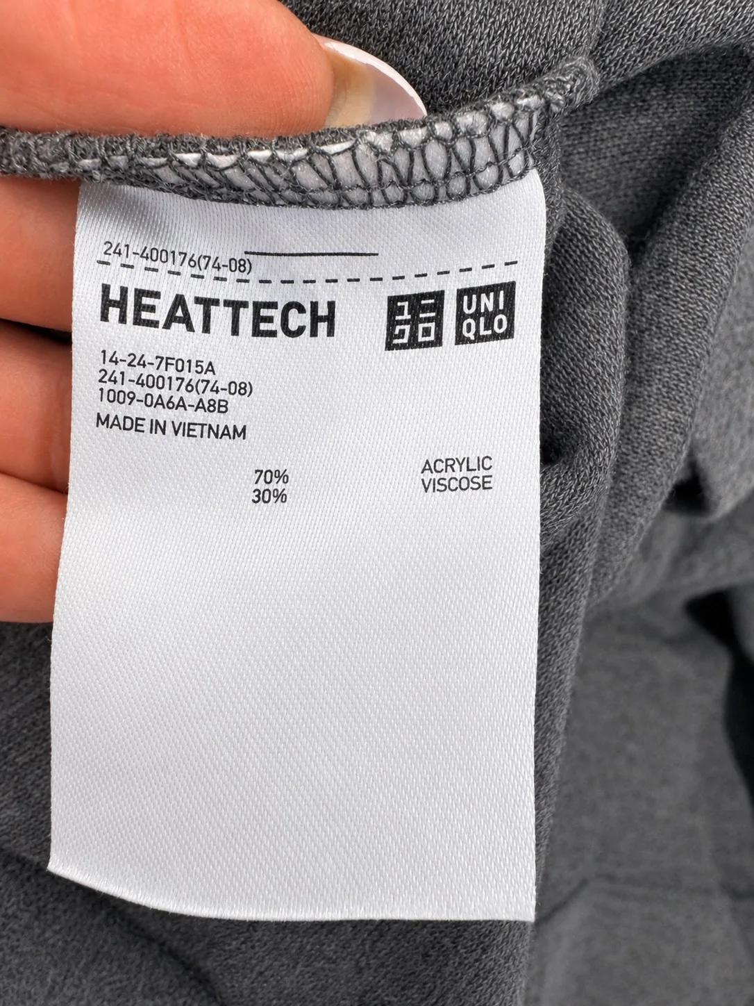 Uniqlo Women's Heattech Grey Turtleneck Long Sleeve Knit Top Size S — photo 3