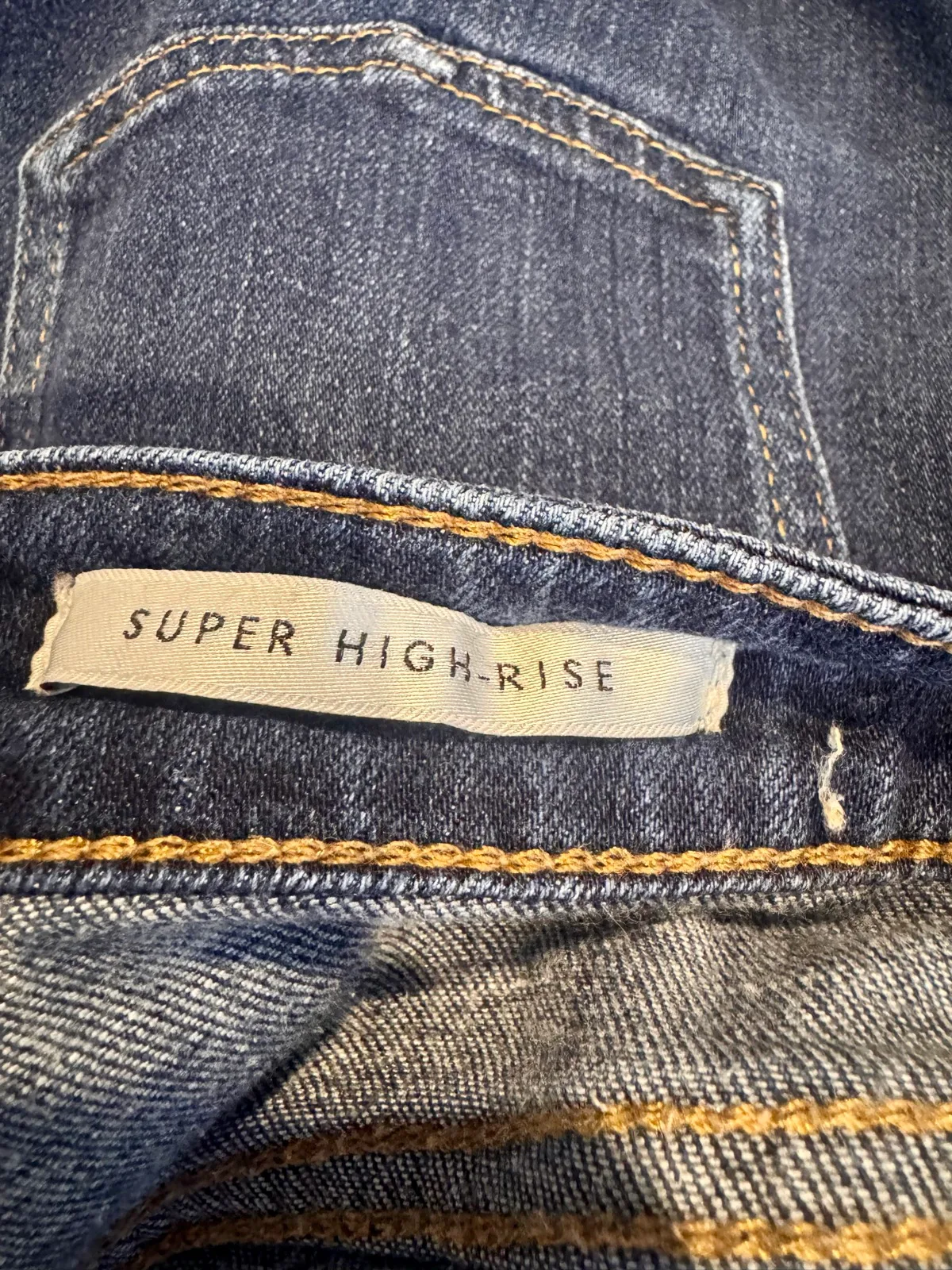 GUESS Los Angeles Women's Super High-Rise Skinny Jeans Dark Blue W26 L27 — photo 8