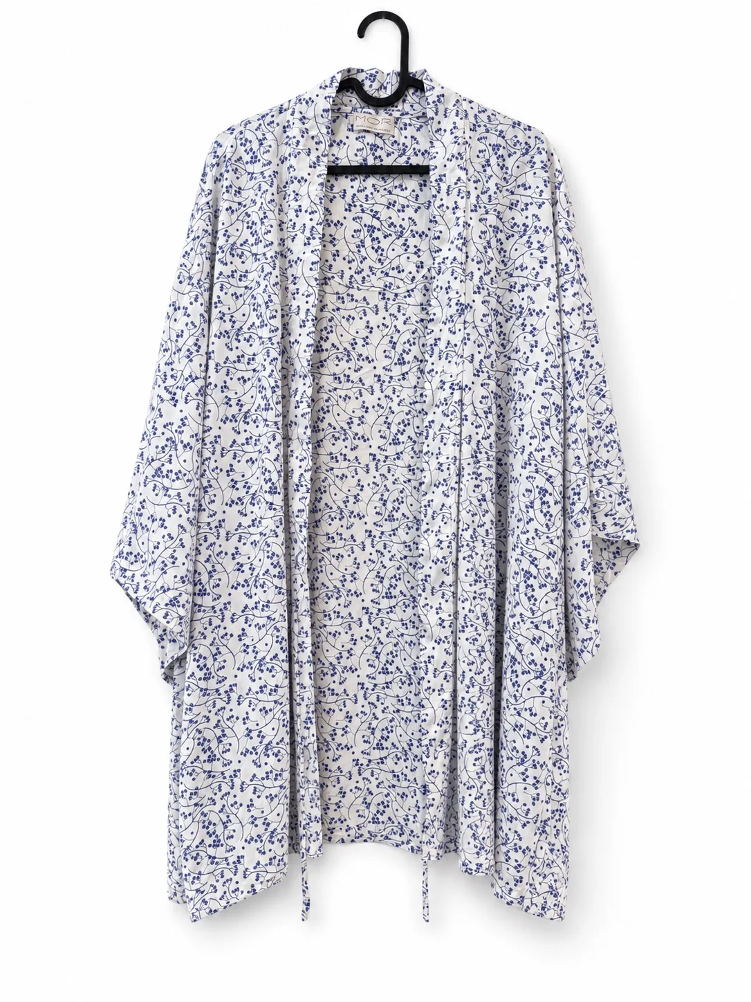 MOR Women's Floral Kimono Robe White Blue One Size Tie Belt Storage Pouch BNWT — photo 4