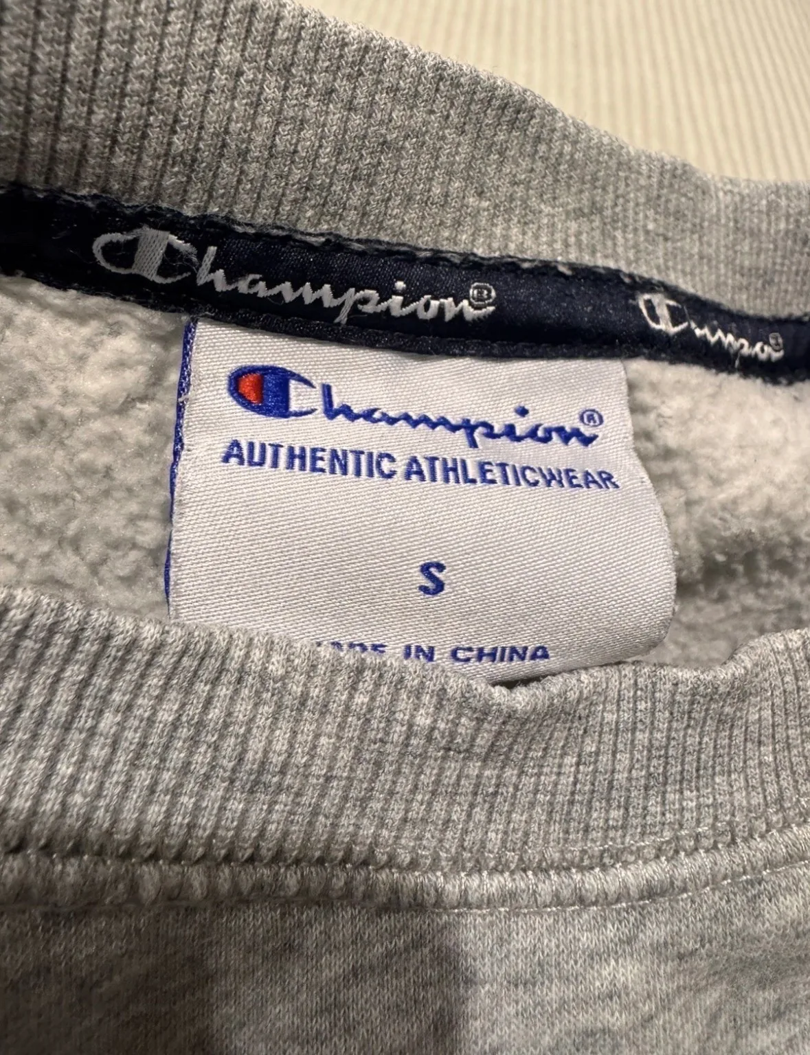 Champion Mens Grey Crewneck Sweatshirt Jumper Logo Pullover Size S Streetwear — photo 4