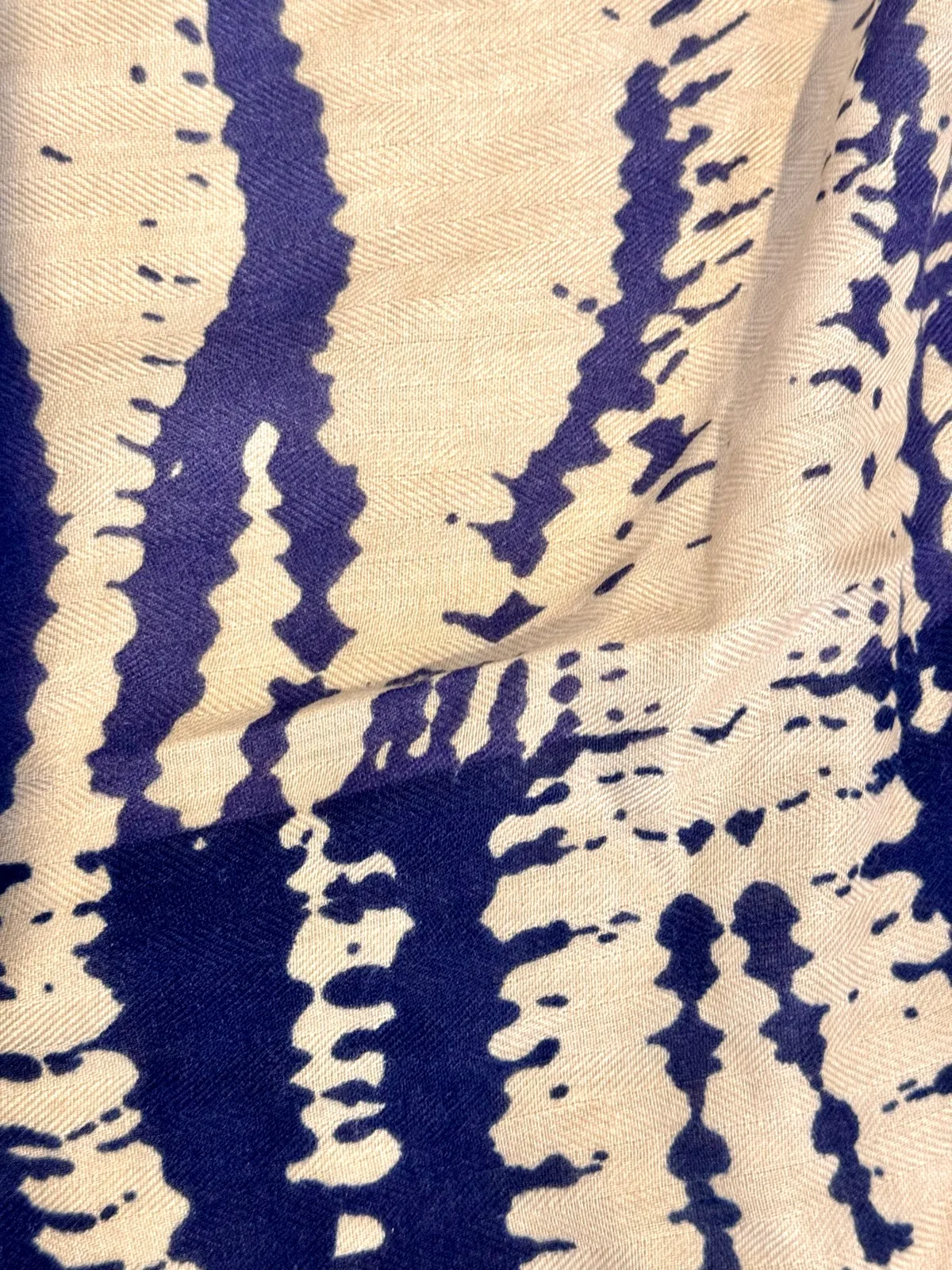 Gregory Ladner Women's Blue Beige Abstract Print Shawl Wrap Scarf – photo 4