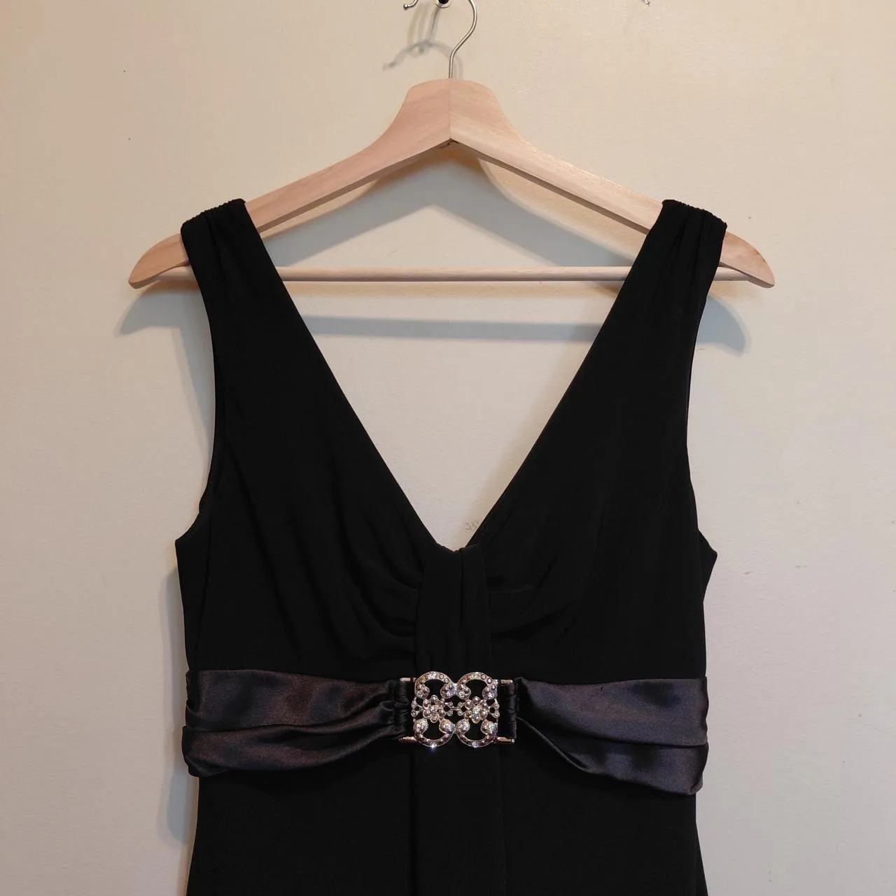 MR K womens black v neck dress size AU 10 — photo 3