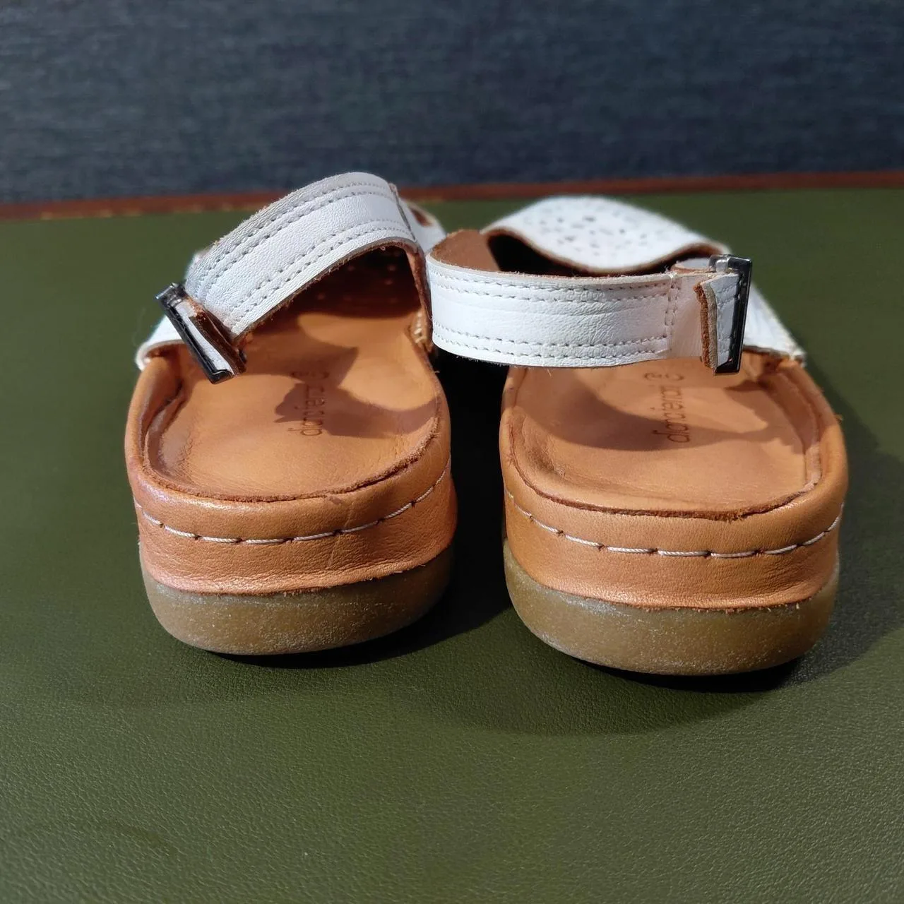 Diana Ferrari Yoko womens white leather sandals with perforated design - size AU — photo 5