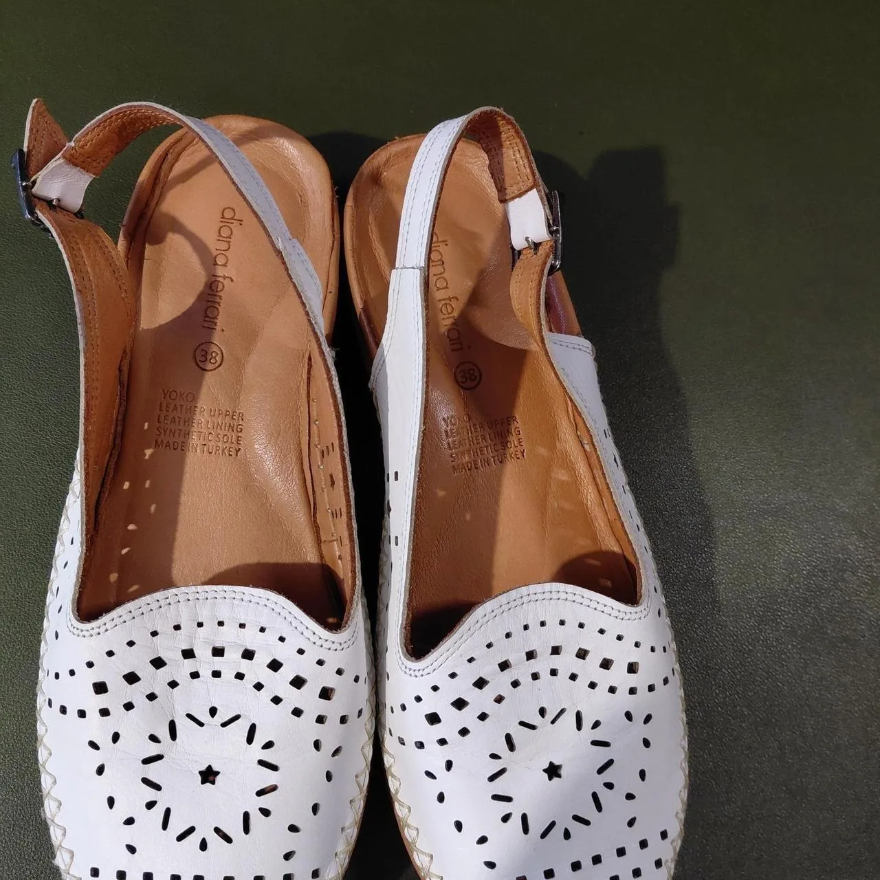 Diana Ferrari Yoko womens white leather sandals with perforated design - size AU — photo 4