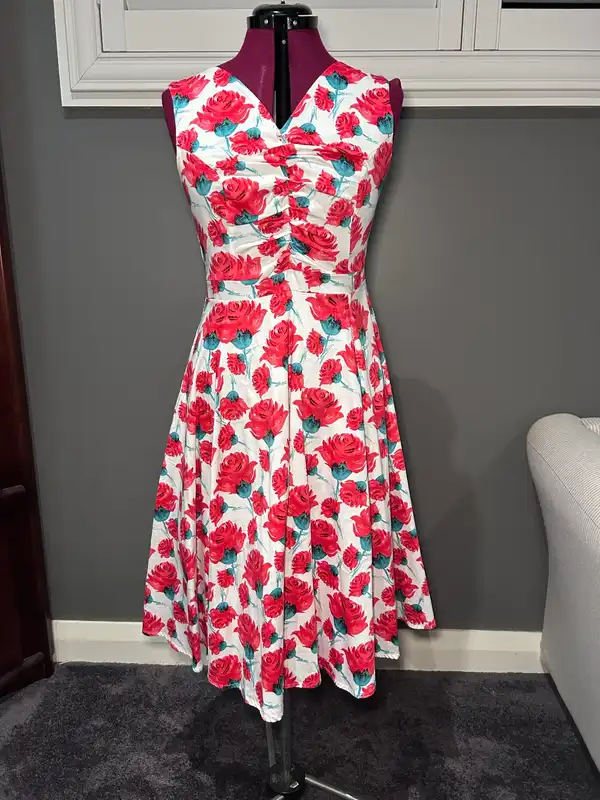 Hearts and Roses Rose dress