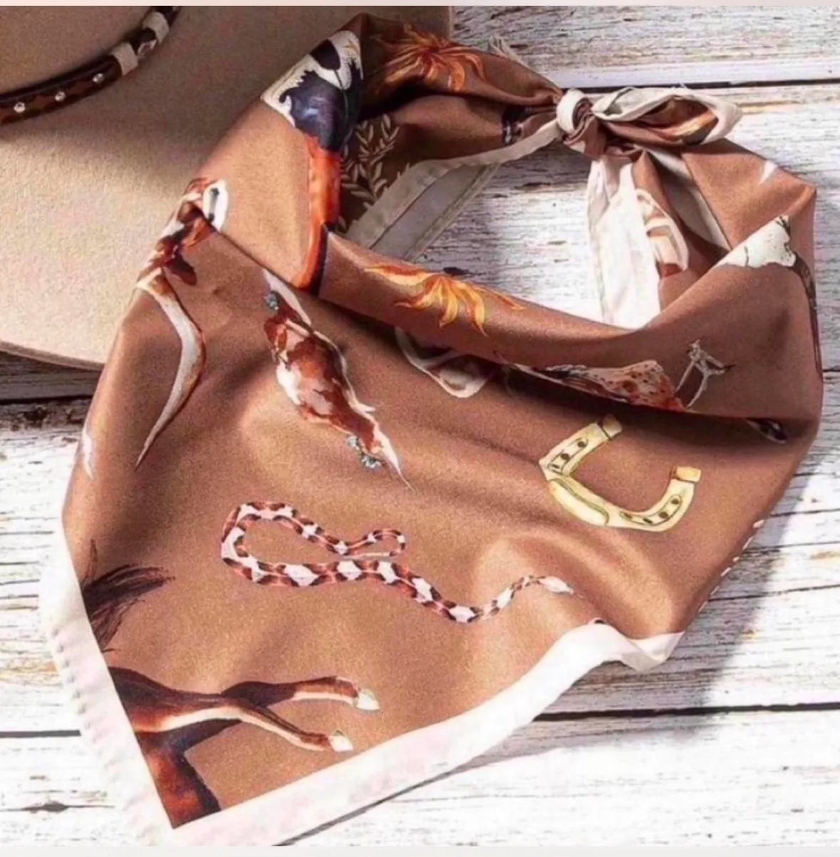 Horse print scarf — photo 3