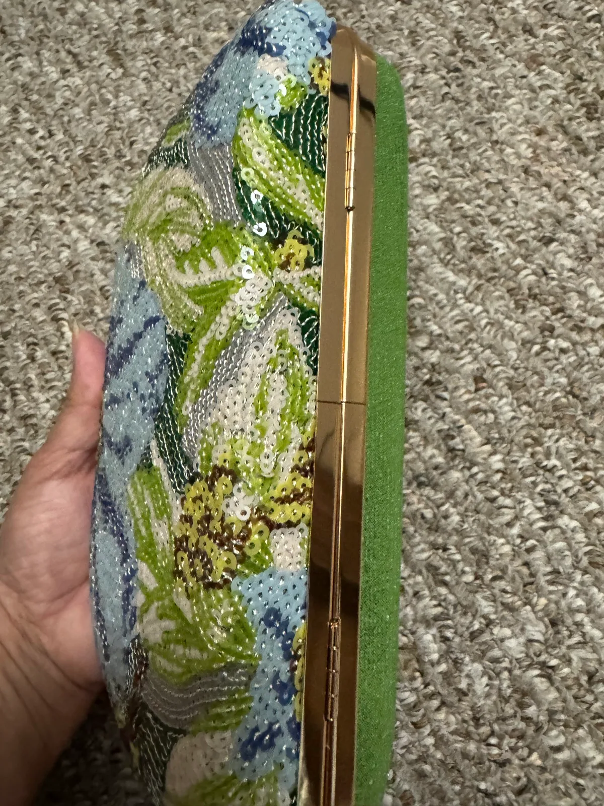 Clutch — photo 5