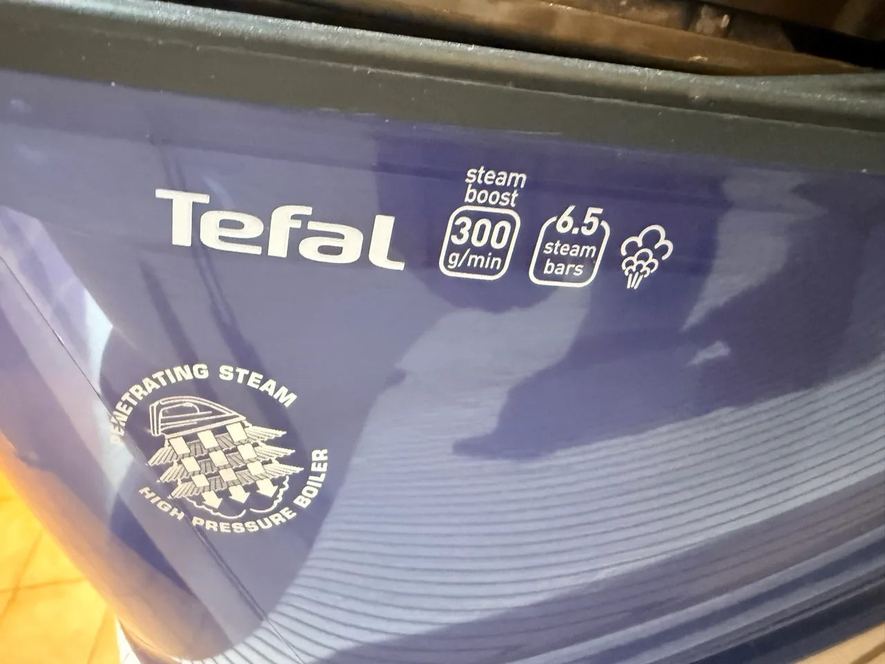 Tefal steam iron — photo 4