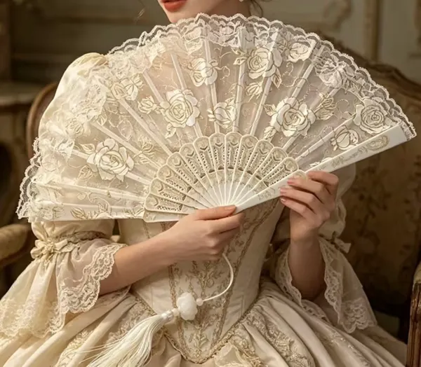 New hand fan lace