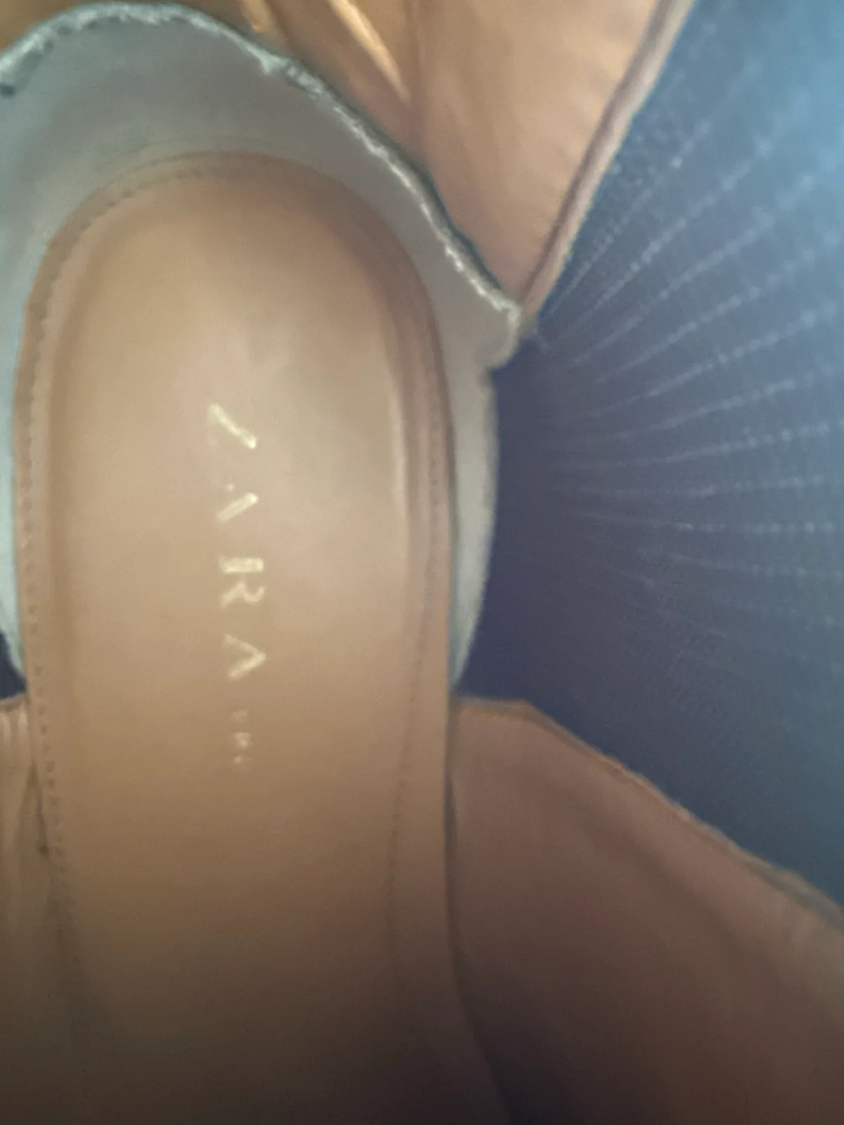 Zara pointed Chelsea leather boots women’s size 7 — photo 4