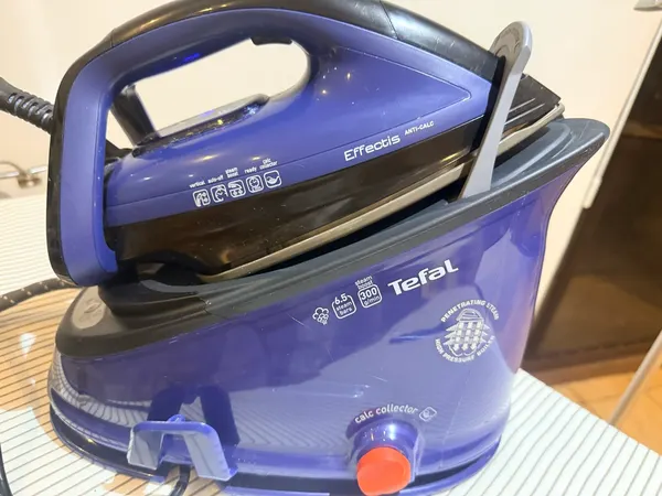 Tefal steam iron